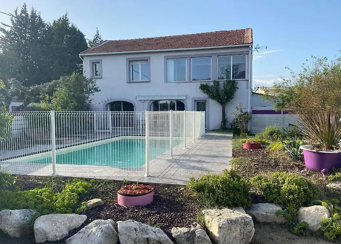 Mas Pour 10 Personnes Avec Jacuzzi Алес